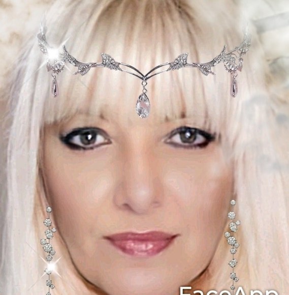 Meet your Posher, Gina - Picture 1 of 1